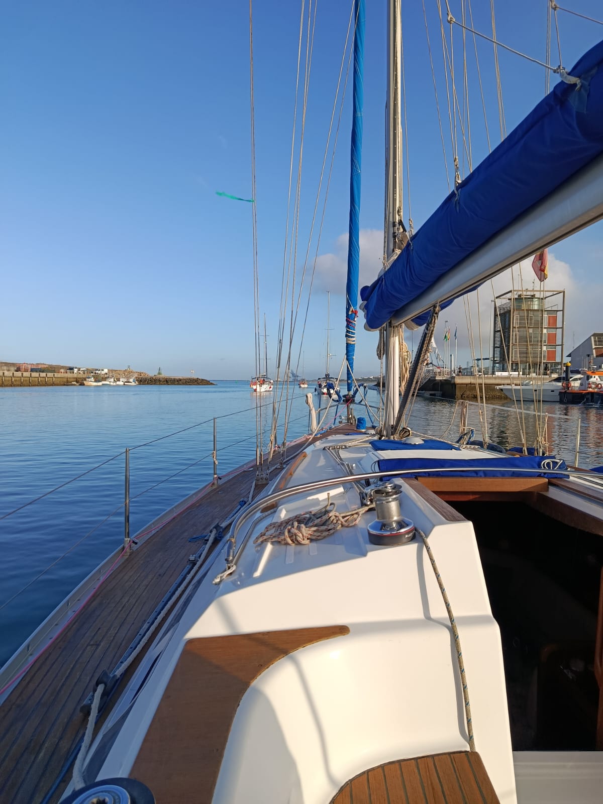 Amanecer en el puerto de Ayamonte antes del regreso