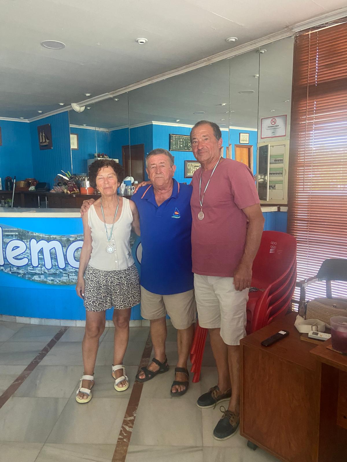 Reconocimientos a las tripulaciones en la sede de ADEMAR