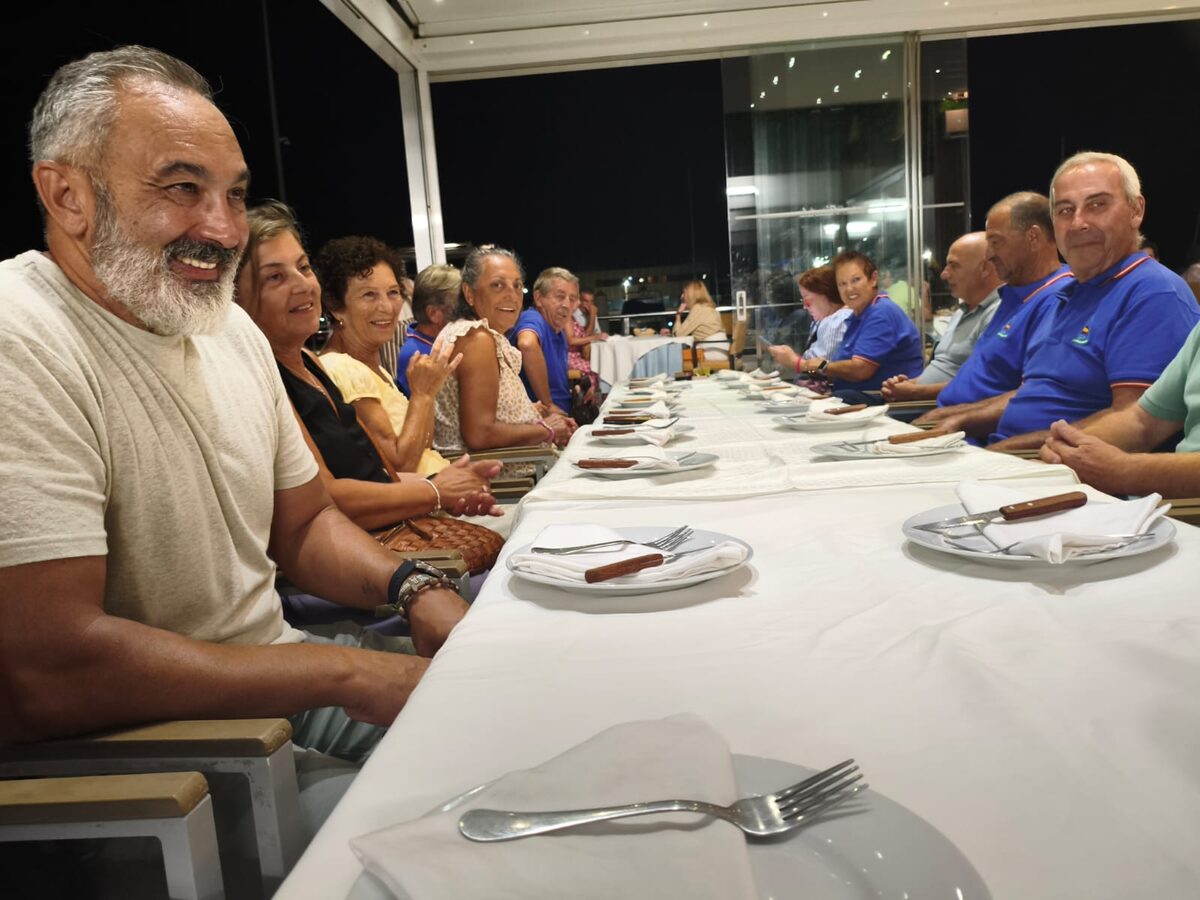 Cena de convivencia de las tripulaciones de la Travesía de Doñana de ADEMAR